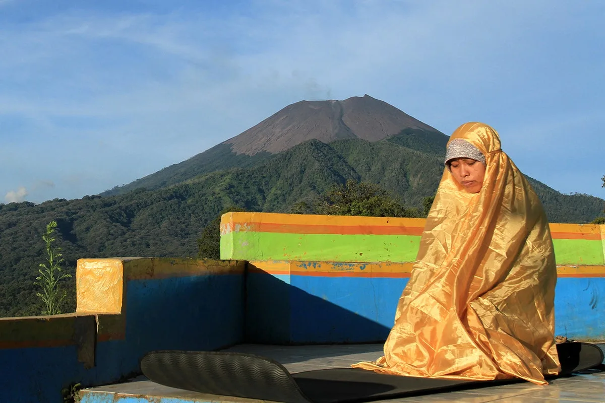 Missing Hiker Found Dead on Mount Slamet After Two Weeks