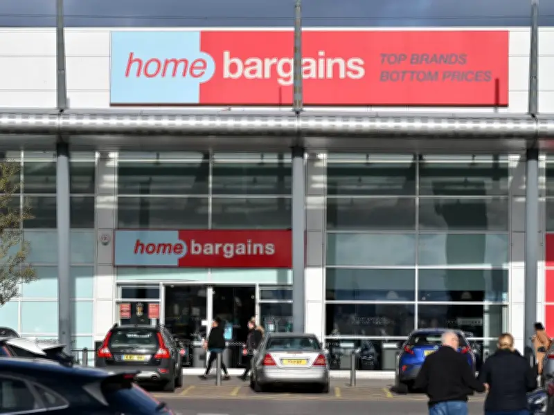 Home Bargains £6 Car Cleaning Set Keeps Your Vehicle Spotless