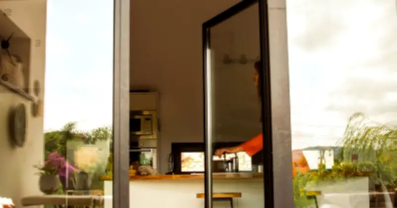 Homeowners Warned: Keep Patio Doors Closed in Hot Weather to Protect Floors