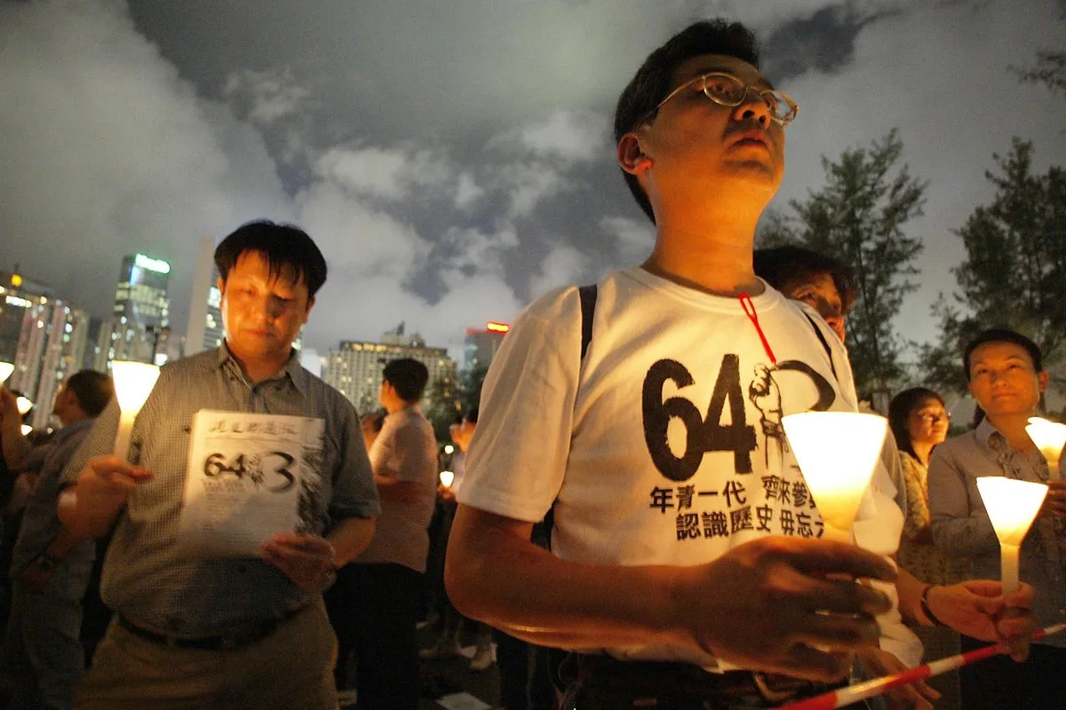 Hong Kong Artist Stopped by Police for Tiananmen Tribute