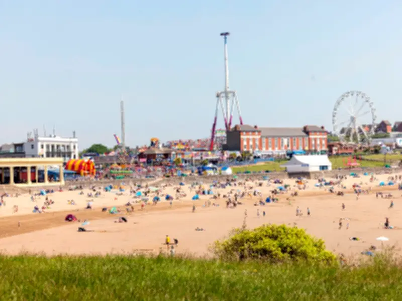 Hottest June Day Ever: UK Temperature Hits 35.7C in Surrey