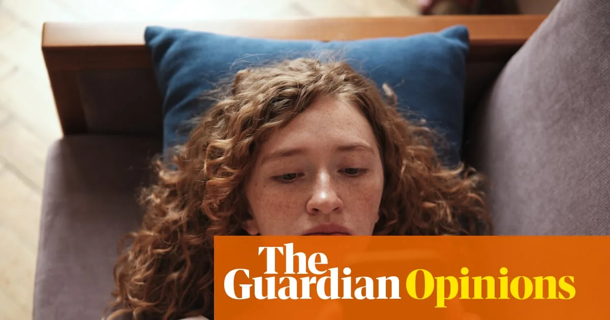 Tech Addiction Debate: Are Young Women Really 'Ruined' by the Internet?