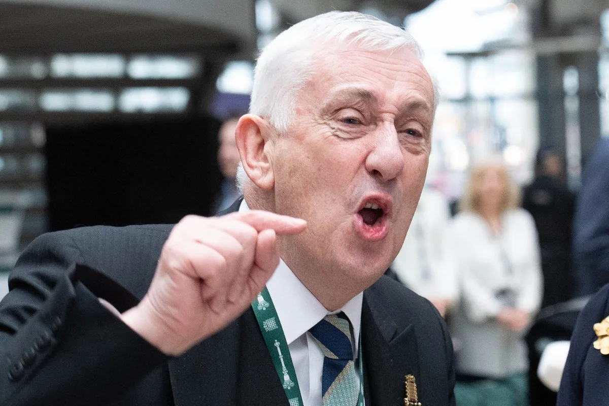 Speaker berates ministers for ‘unacceptable behaviour towards Commons staff’