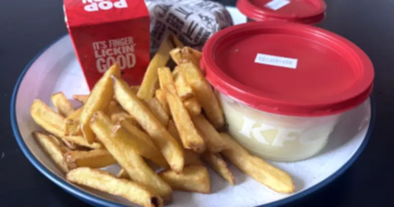 I Tried British KFC for the First Time and One Thing Almost Ruined It