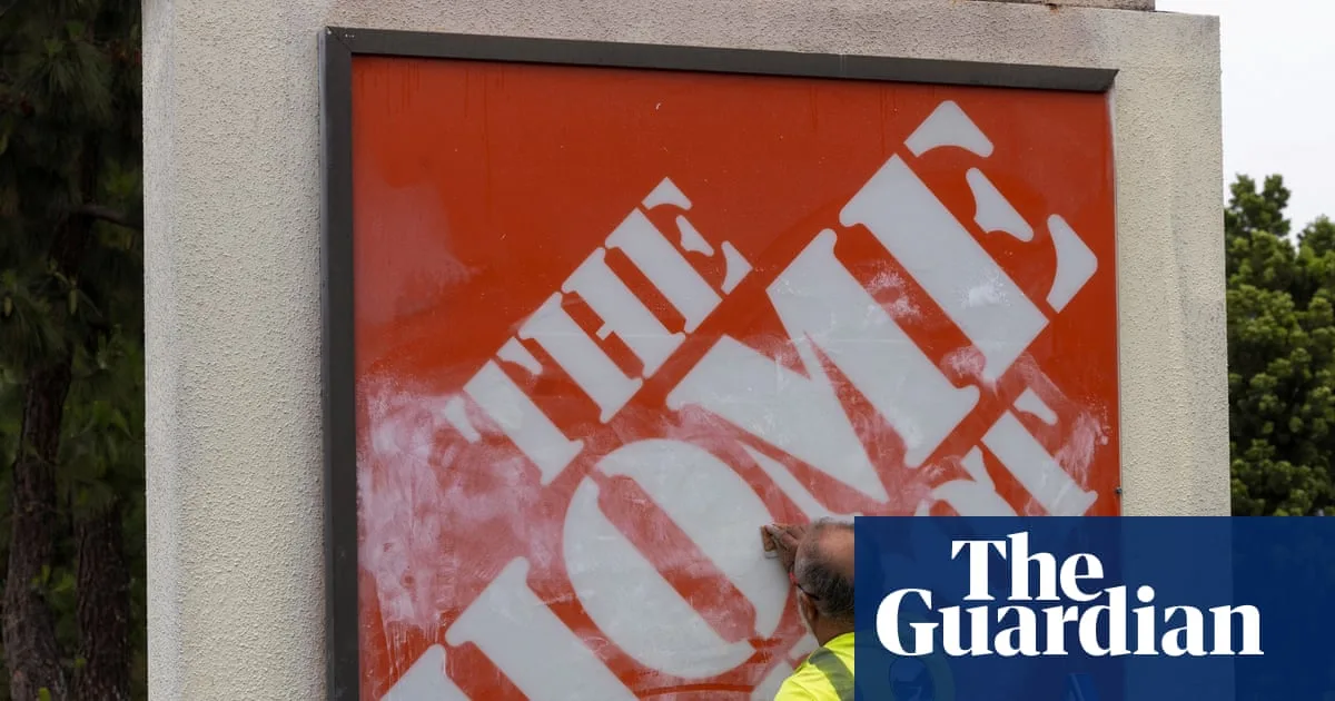 ICE Raids at Home Depot Spread Fear Among Undocumented Workers in Los Angeles