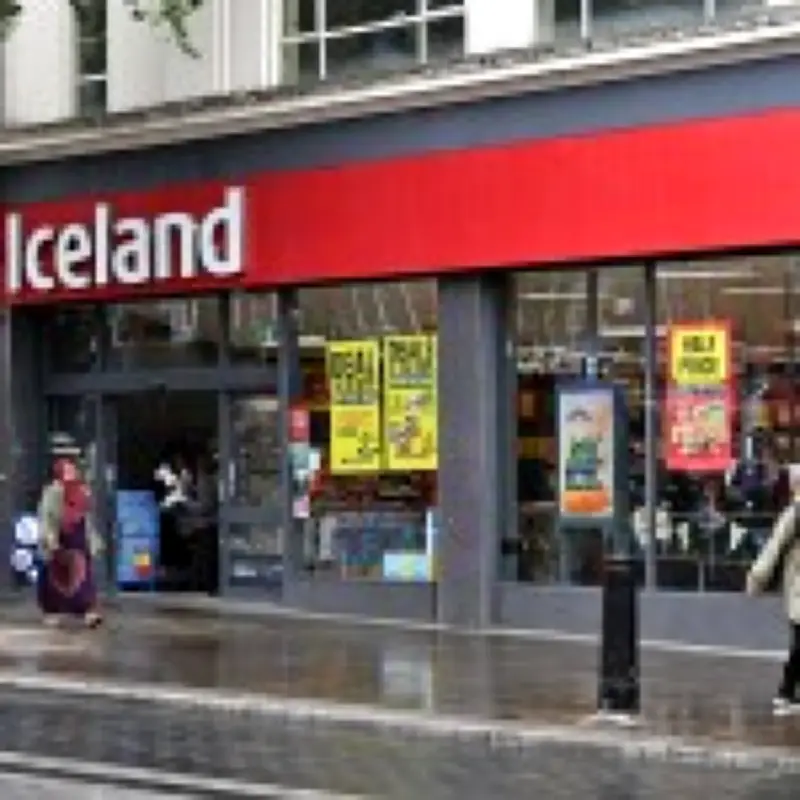Iceland boss backs two-tier policing claims after store arrest