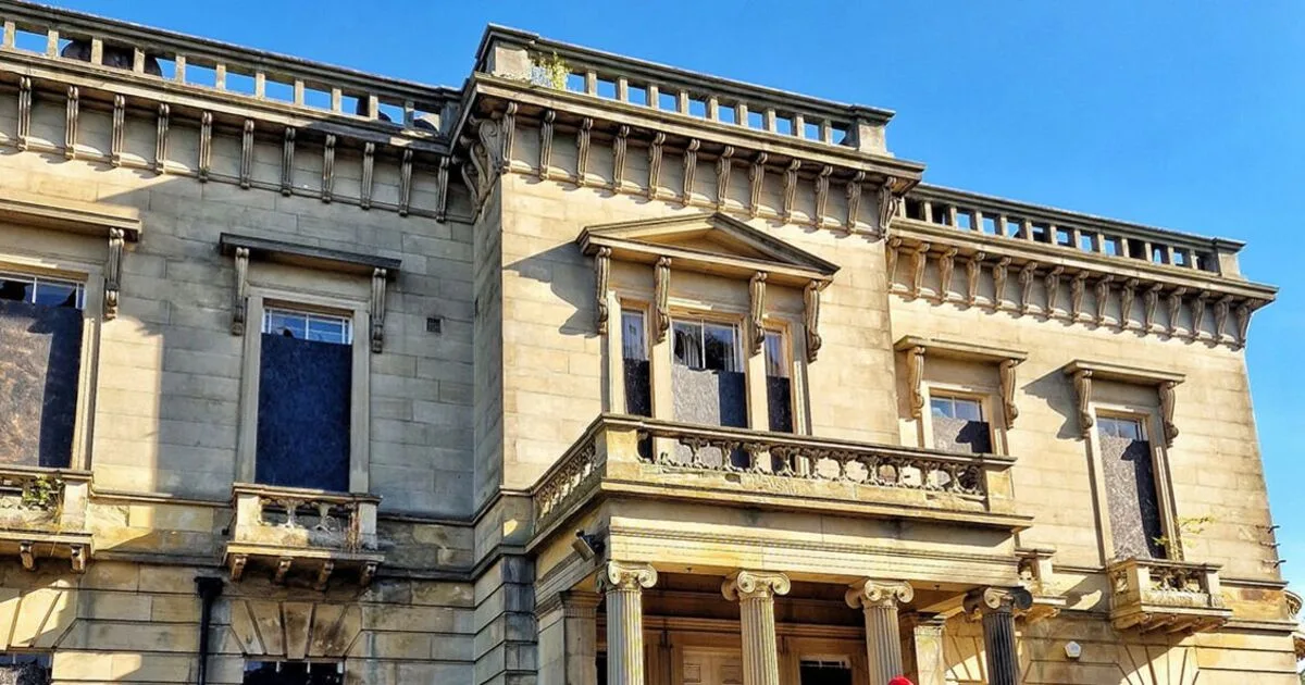 Eerie Images Reveal UK's Most Haunted Abandoned Hospital