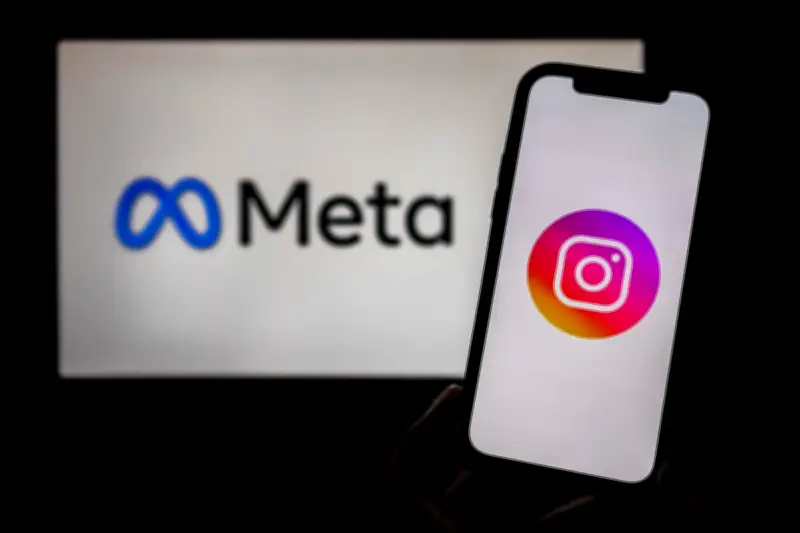 Instagram Down: Worldwide Outage Leaves Thousands Unable to Access App