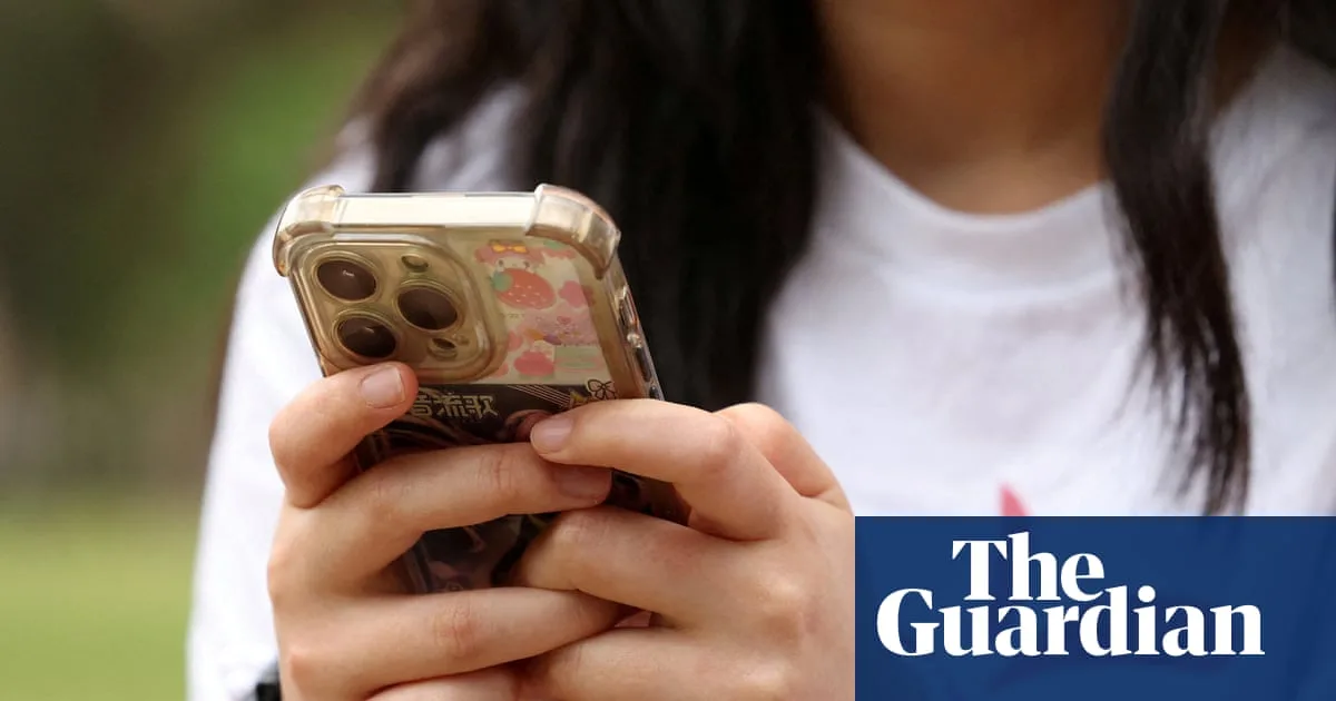 Instagram and TikTok Worse for Mental Health Than WhatsApp, Global Study Finds