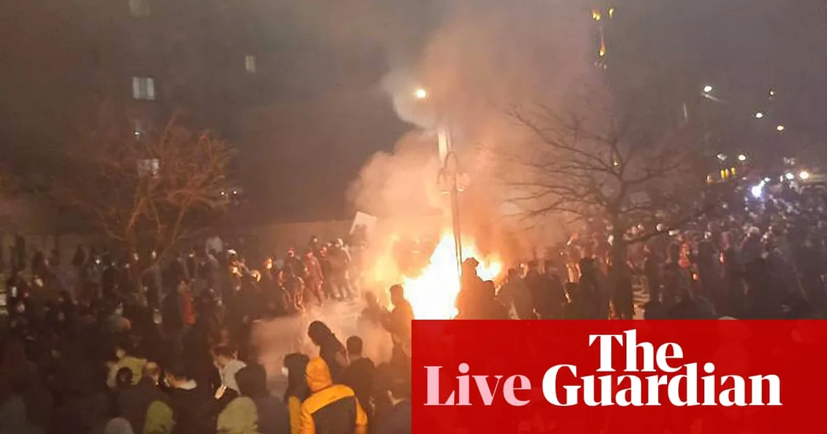 US Urges Citizens to Leave Iran Amid Protests and Crackdown