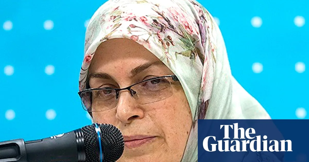 Iran Arrests Leading Reformists in Crackdown After Protests