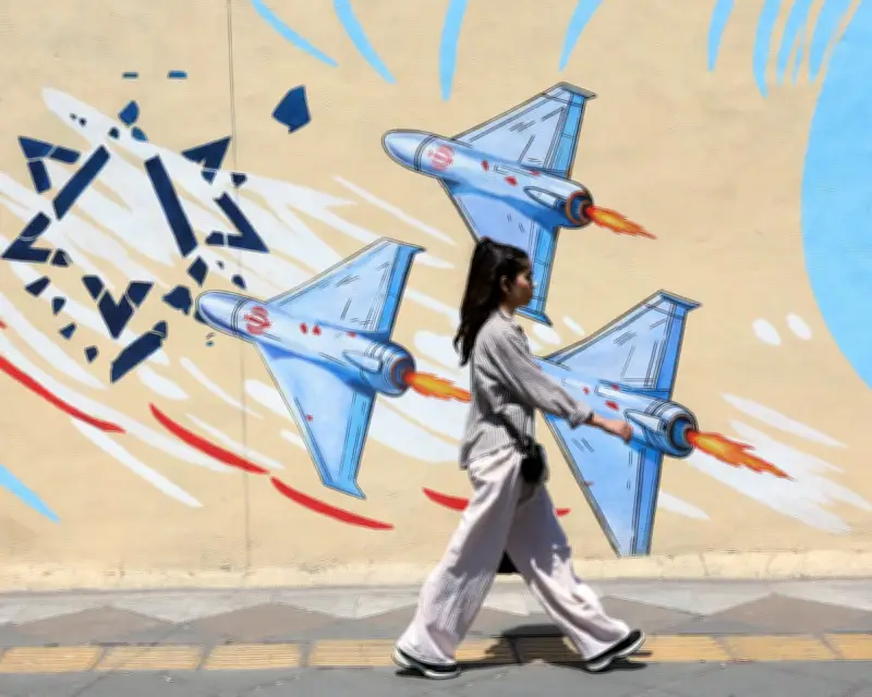 Iran Faces Choice Between Escalation and Diplomacy Amid Strait of Hormuz Crisis