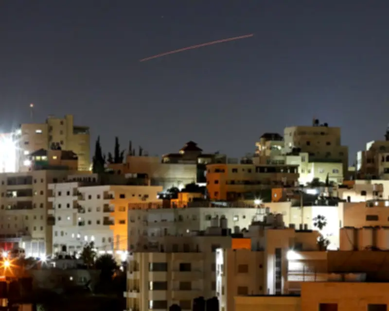 Iran Launches Missiles at Israel After Beirut Strikes, Escalating Conflict