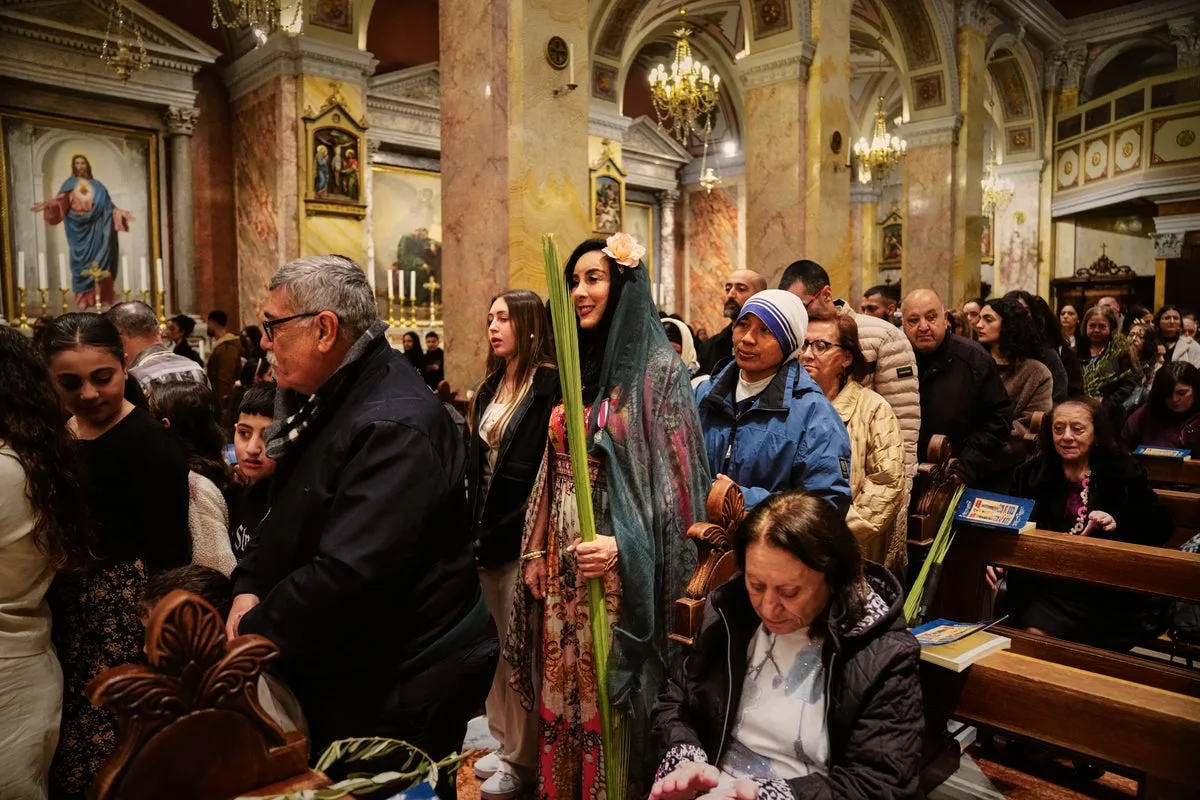 Israeli Police Block Palm Sunday Mass at Holy Sepulchre