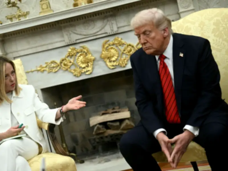 Italian PM Meloni Tells Trump to Focus on His Own Popularity in Photo Row