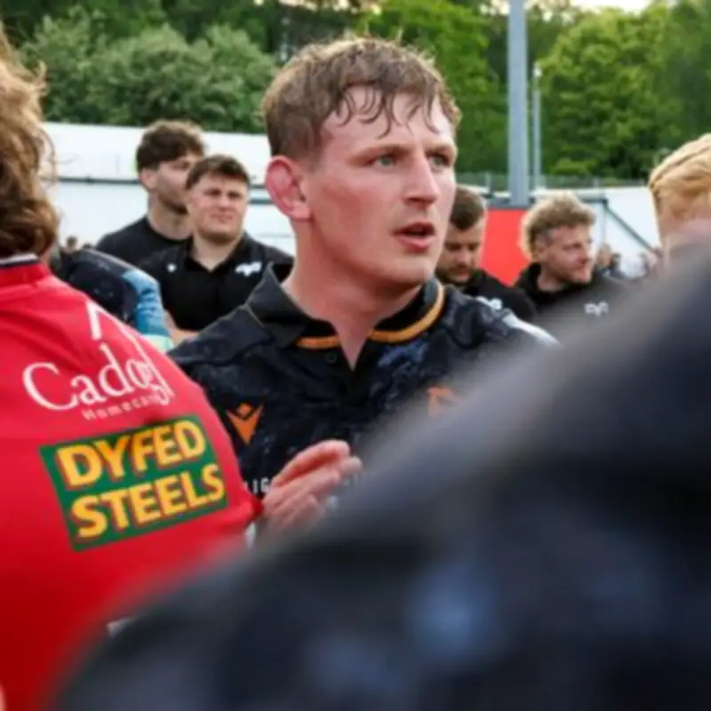 Jac Morgan Supports Brynamman RFC in Half Marathon for Cousin Harri