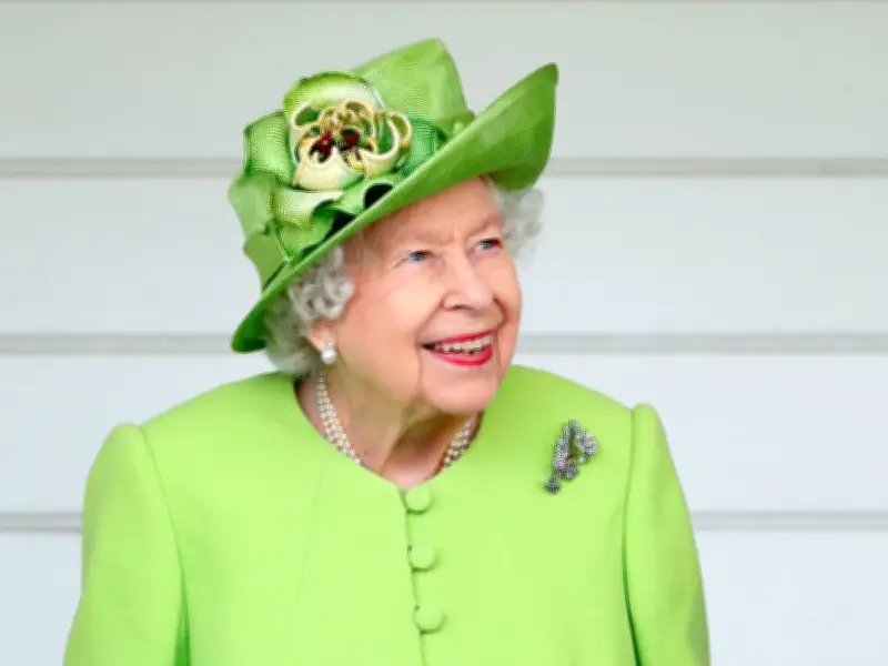Jacinda Ardern Reveals Queen Elizabeth II's Essential Parenting Advice