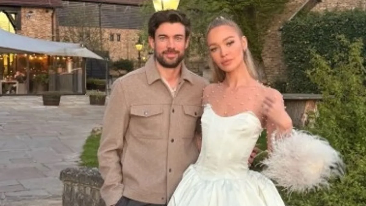 Jack Whitehall and Roxy Horner Kiss in Venice Gondola
