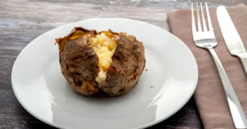 Jacket Potatoes Become Extra Crispy With Simple Star Cut Method