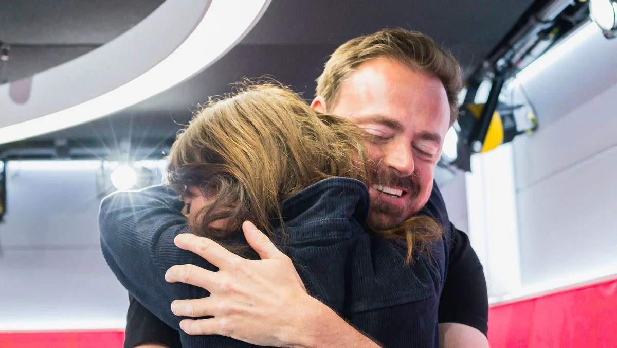 Davina McCall Breaks Down in Tears During Cancer Chat with Jamie Theakston