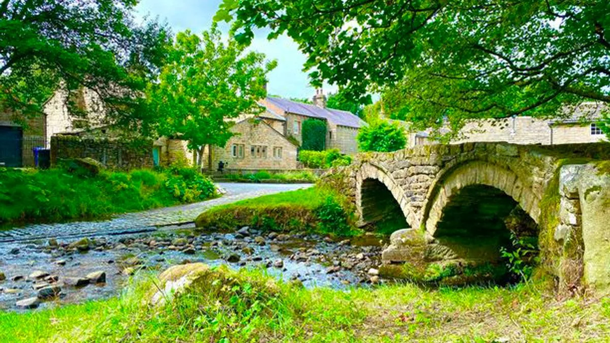 Wycoller: The Lancashire Village Frozen in Time Where Cars Are Banned
