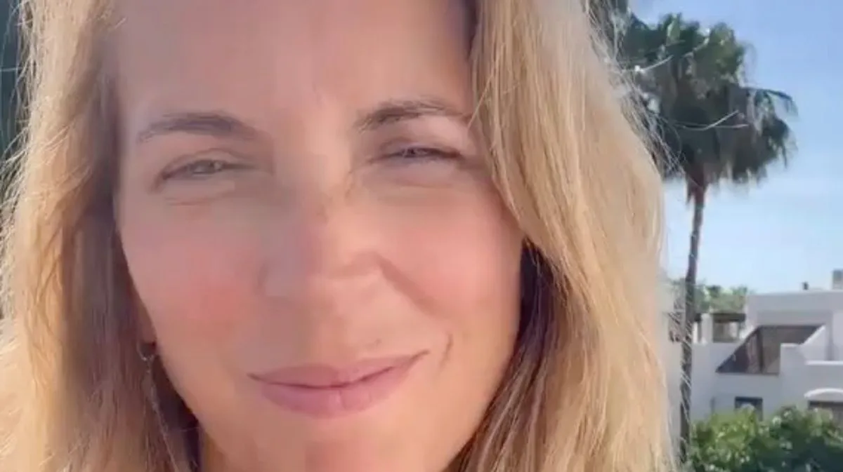 Jasmine Harman Returns to Work After Hernia Surgery