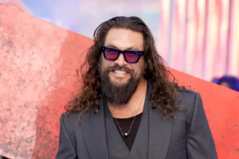 Jason Momoa Calls Supergirl Role 'Surreal' and 'Crazy'