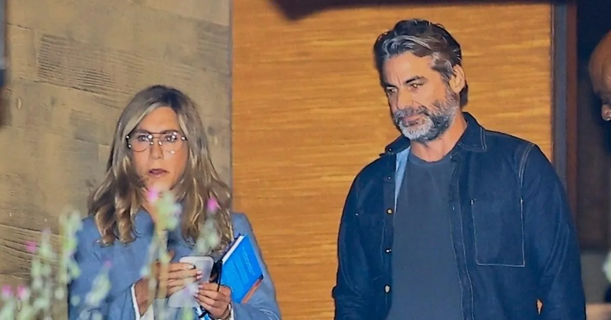Jennifer Aniston Sparks Romance Rumours with Mystery Man in Instagram Post