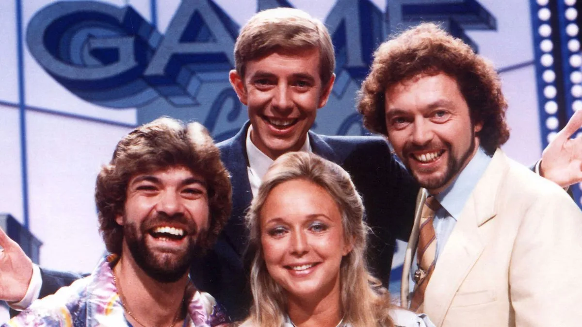 Jeremy Beadle Dies Suddenly After Hidden Cancer Struggle