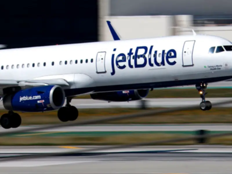 JetBlue Pilot Says Aircraft Hit Drone Approaching JFK Airport