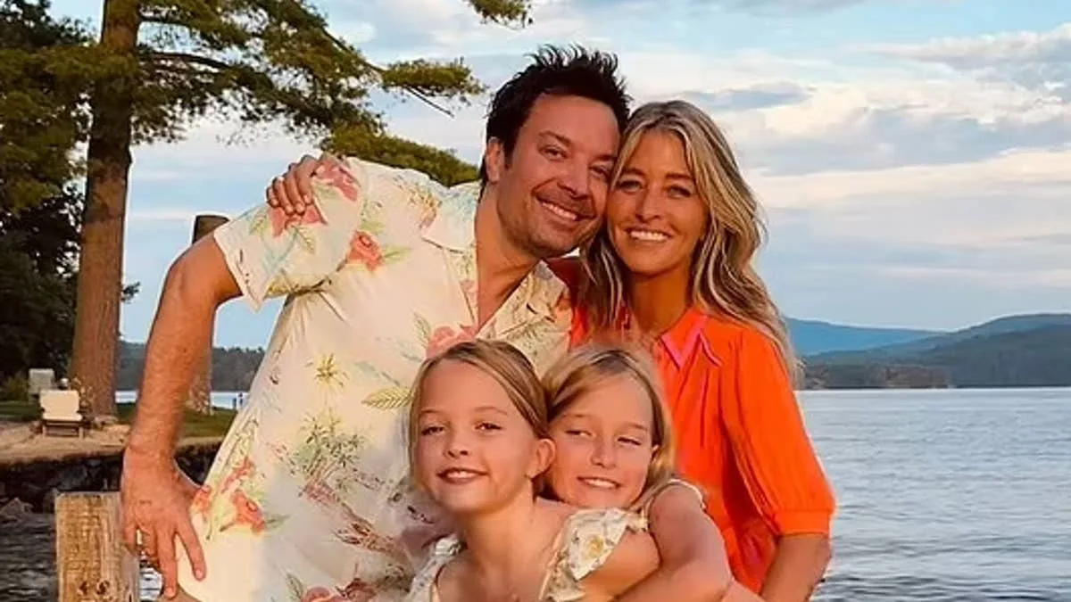Jimmy Fallon Shares Rare Family Photo from Hawaiian Getaway
