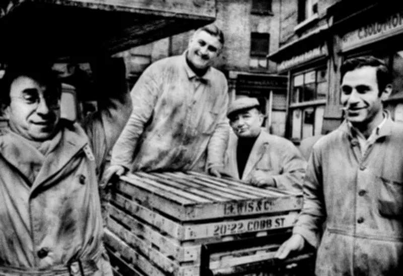 John Claridge: Photographer of London's East End Dies at 81