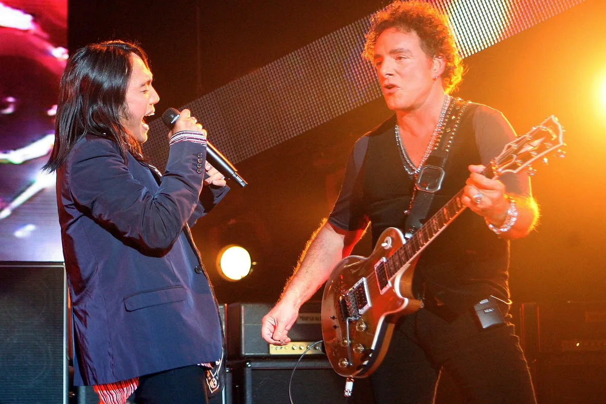 Journey Postpones Final Tour Dates Amid Illness and Band Tensions