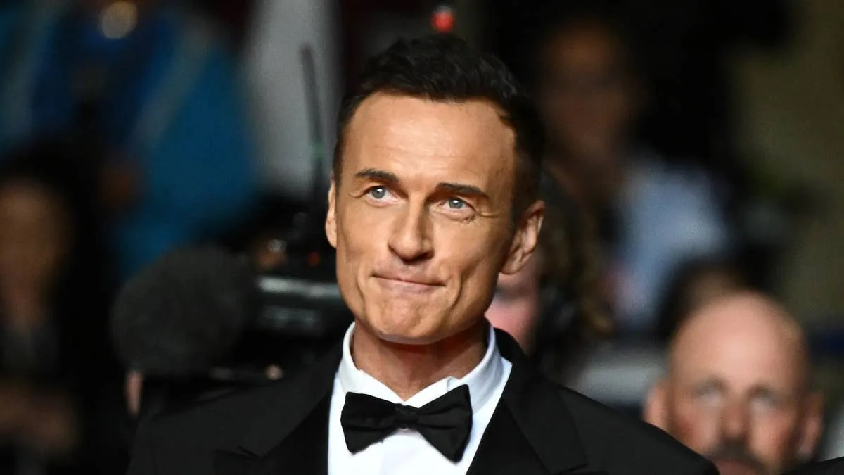 Julian McMahon Death Certificate Reveals Scientology City Cremation