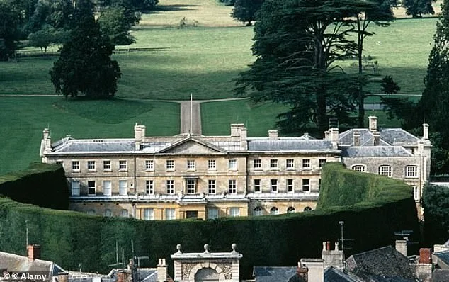 American Stepdowager Cuts Earl Bathurst Out of £33m Will
