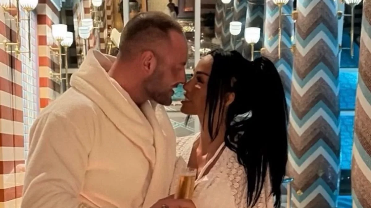 Katie Price's Husband Proposed to Another Woman in Same Way Four Months Ago