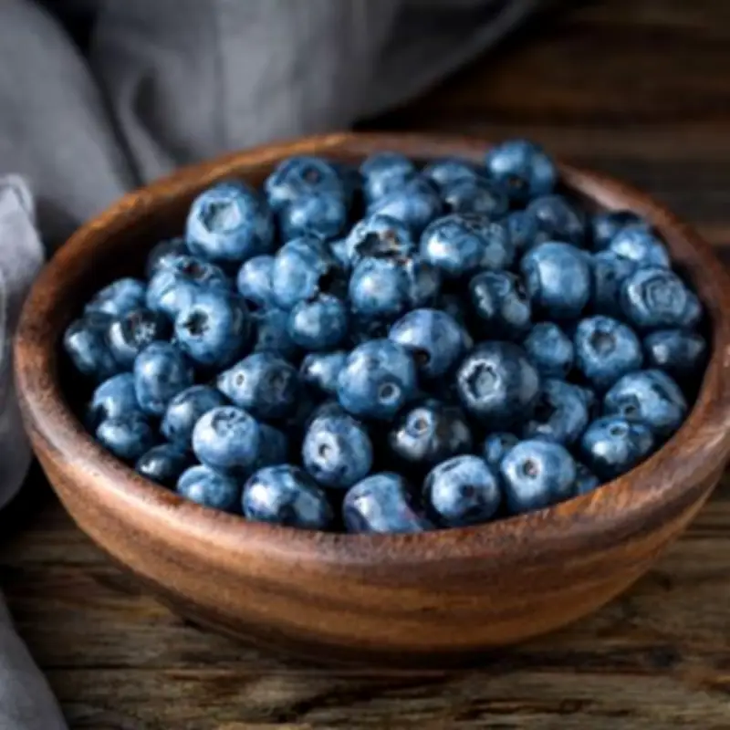 Keep Blueberries Fresh for 3 Weeks with Simple Paper Towel Trick