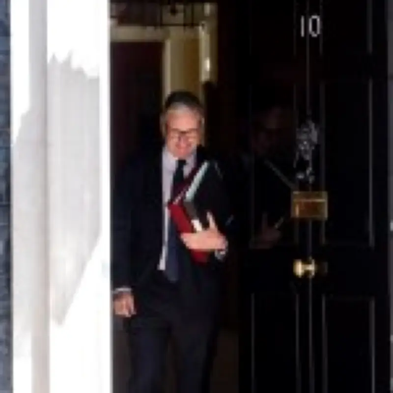 Keir Starmer to Stay on as MP After Stepping Down as Prime Minister