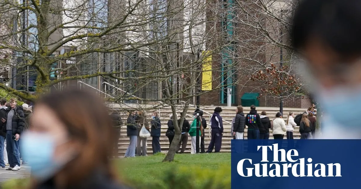 Meningitis Outbreak in Kent Kills Two Young People, Affects Four Schools