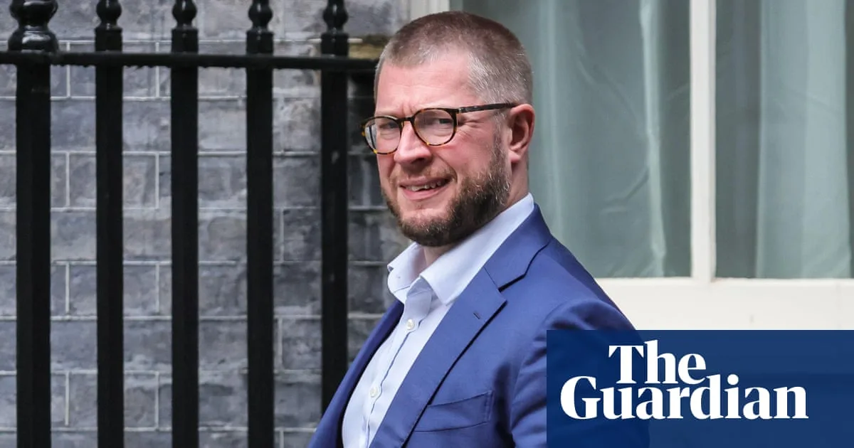 Labour Minister Paul Ovenden Resigns From Starmer Cabinet