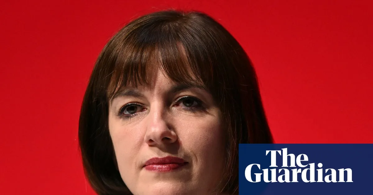 Phillipson Pushes Starmer and Reeves to Scrap Two-Child Benefit Cap in Full