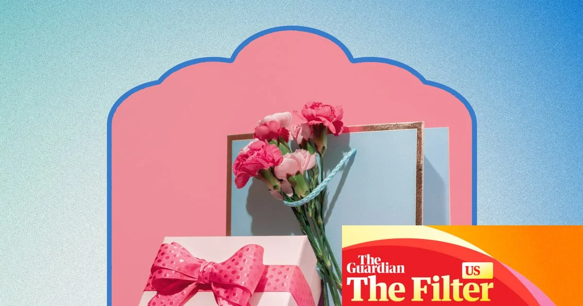 Seven Last-Minute Mother's Day Gifts That Arrive by Sunday