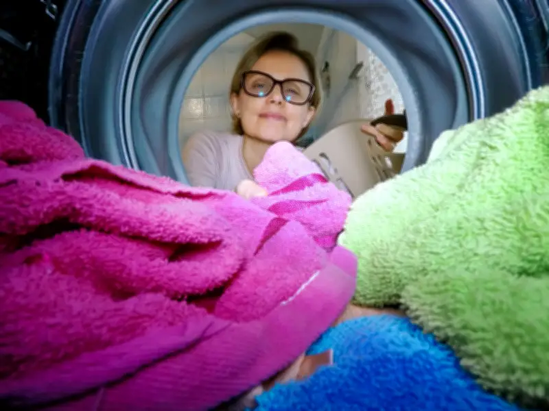 Laundry Expert Warns Against Using Fabric Softener in Washing Machines