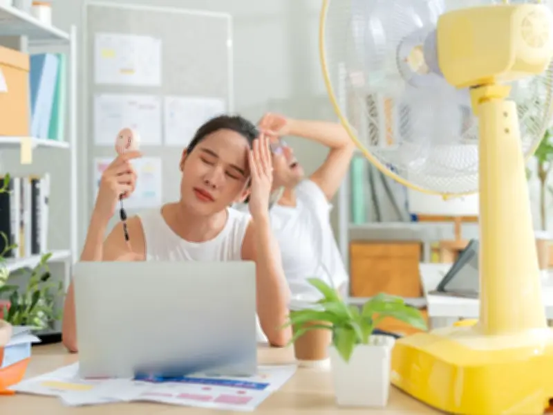 Lawyer explains when it's too hot to work and your legal rights in UK heatwave