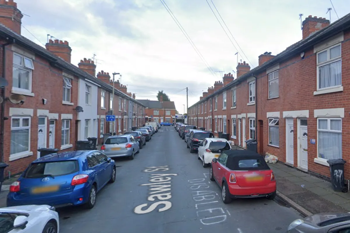Six Arrested After Man Found Stabbed to Death in Leicester