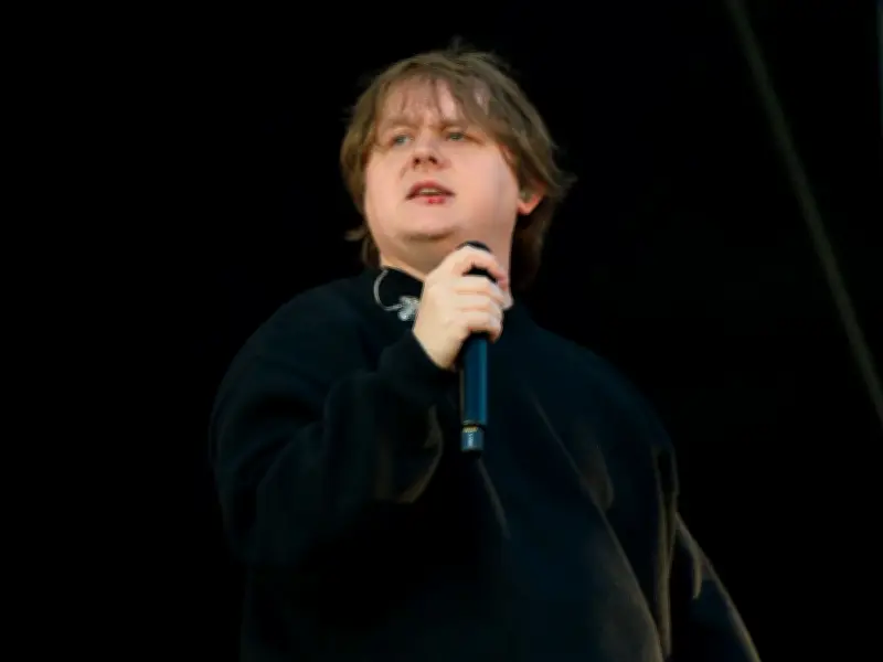 Lewis Capaldi's Hilarious Father's Day Message Closes TRNSMT 2026