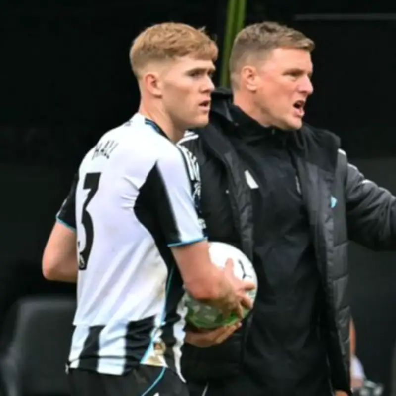 Lewis Hall to Man Utd Transfer Truth After Newcastle United Claims