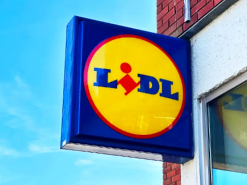 Lidl Middle Aisle: New Stock from Flowers to Football Merch