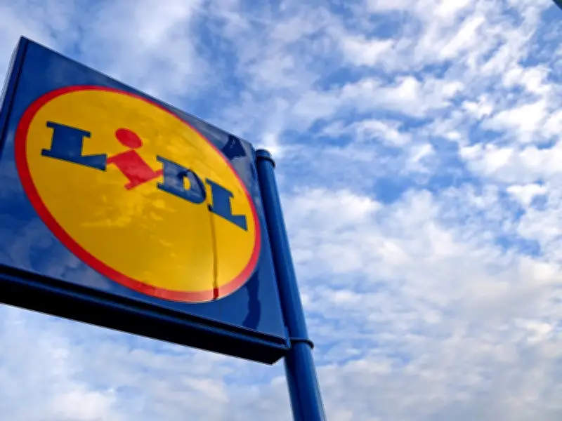 Lidl Middle Aisle: World Cup Gear, Plants, BBQ & DIY Tools This Week