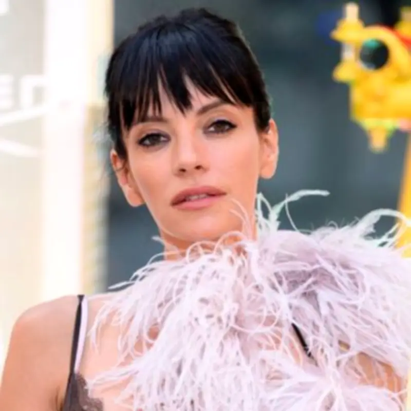 Lily Allen Stuns at Red Carpet After Ex David Harbour Calls Album 'Weird'